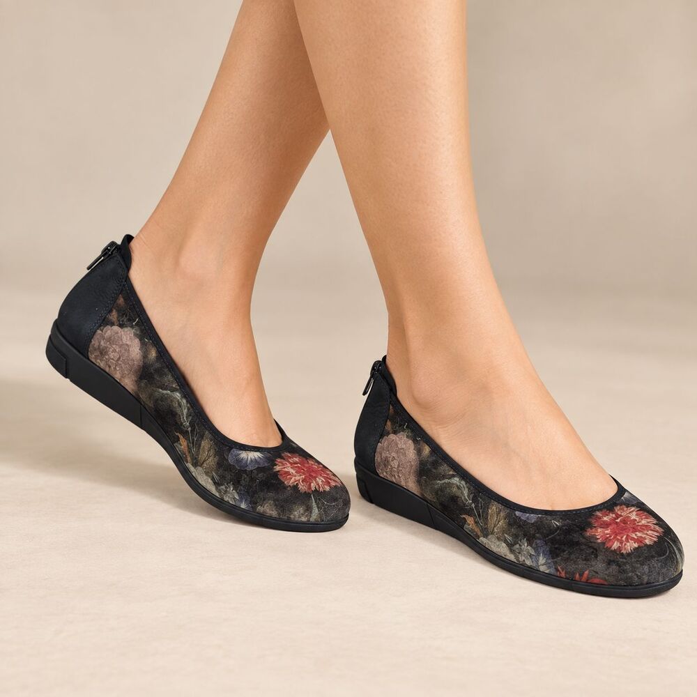Sesto Meucci Diona Ballet Flats Women 11N Black Floral Velvet Back Zip Italy